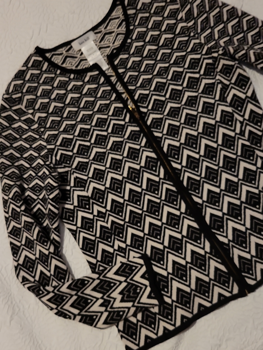 Kate Hill black and white geometric pattern zip-up cardigan sweater, Size M